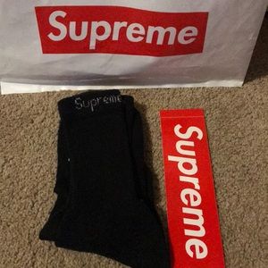 Supreme Socks